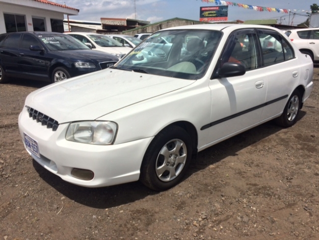Hyundai Accent GL 2000 Costa Rica Autoguiacr.com Sirioscr.net Hyundai Accent GL 2000 Costa Rica Autoguiacr.com Sirioscr.net